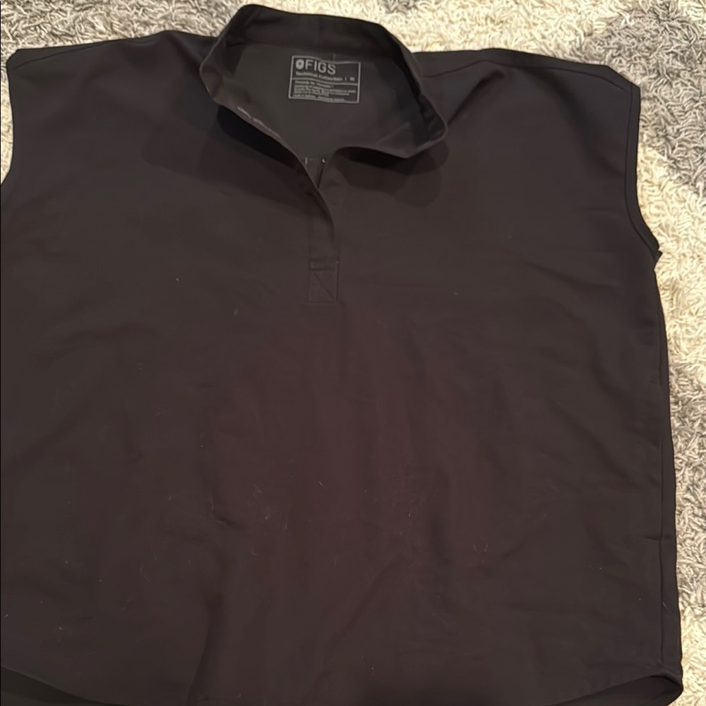 FIGS scrub Shirt